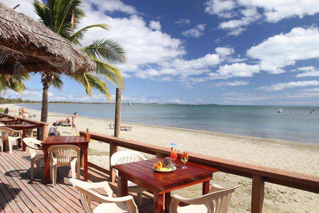 Smugglers Cove Beach Resort & Hotel Nadi Buitenkant foto
